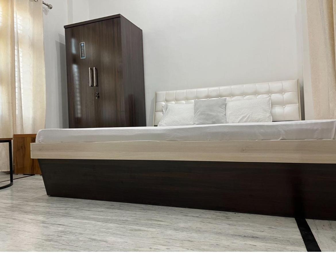 Shri Ram International Home Stay Ayodhya Exterior foto