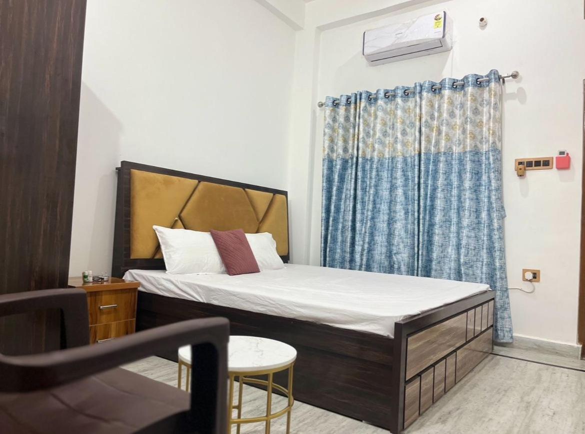 Shri Ram International Home Stay Ayodhya Exterior foto
