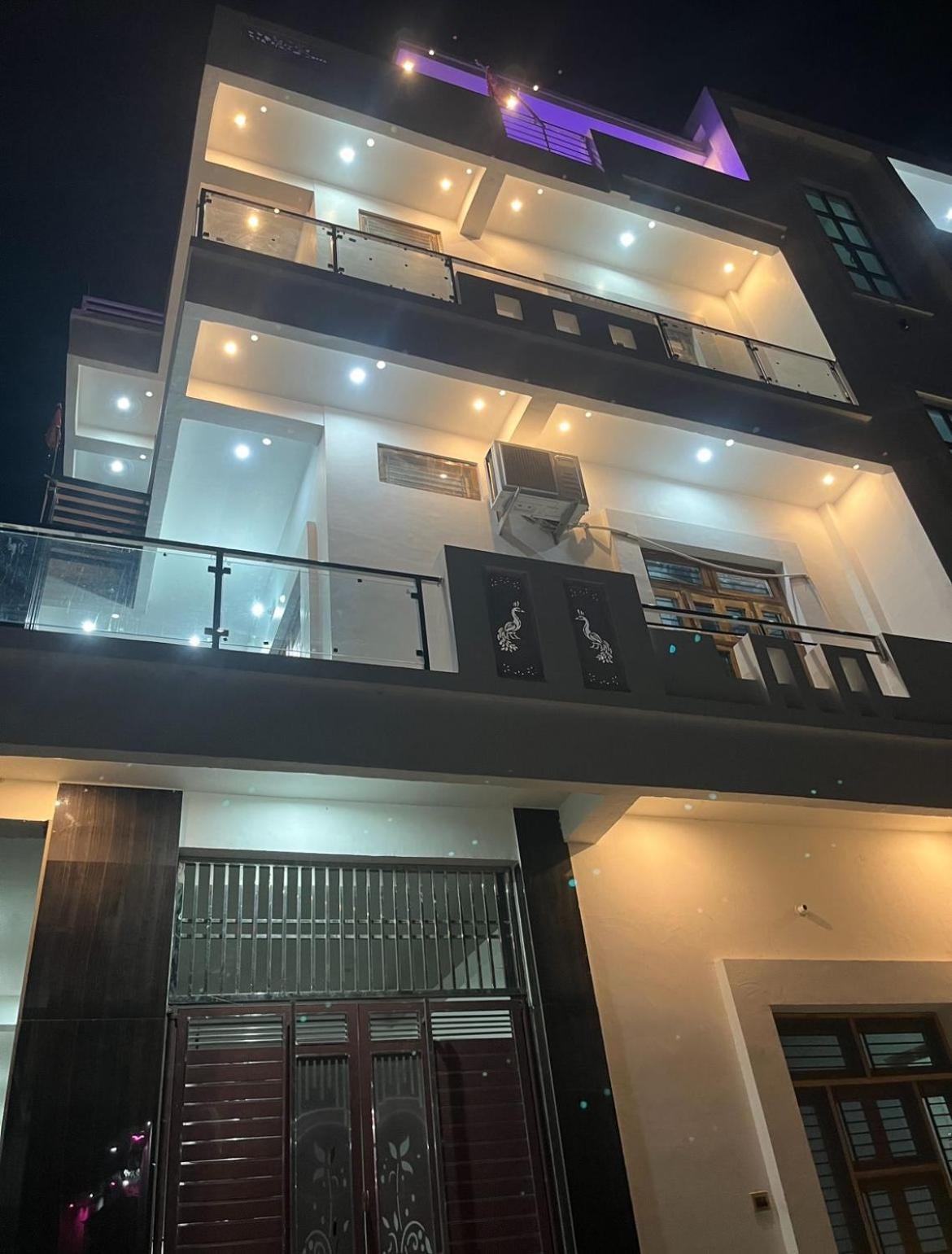 Shri Ram International Home Stay Ayodhya Exterior foto